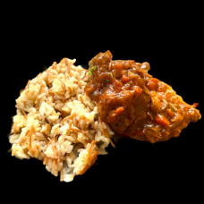 СВИНСКИ ДЖОЛАН С ВИНО И ГАРНИТУРА ОРИЗ