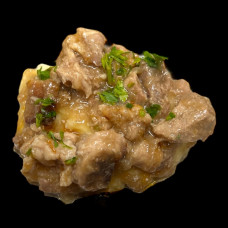 СВИНСКО ПО СЕЛСКИ ВЪРХУ КАРТОФЕНО ПЮРЕ